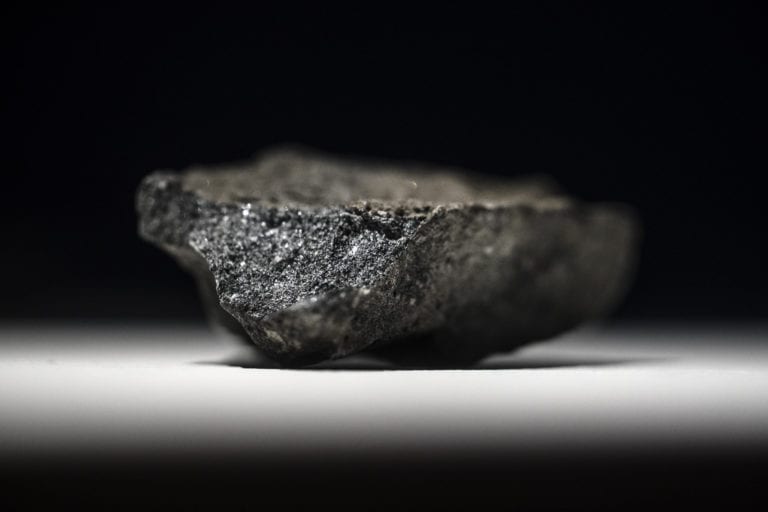 Udover de sjældne jordarter vil Greenland Minerals udvinde en stor del uran fra klipperne. Foto: Flickr.